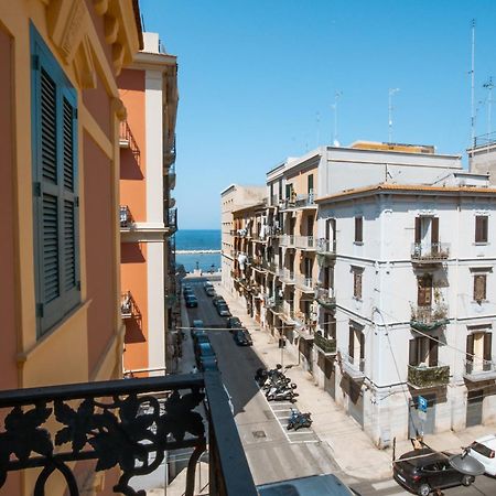 Palazzo Marevento Apartment Бари Екстериор снимка