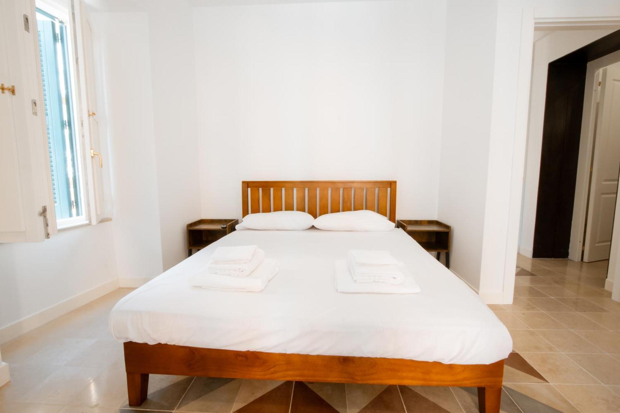 Palazzo Marevento Apartment Бари Екстериор снимка