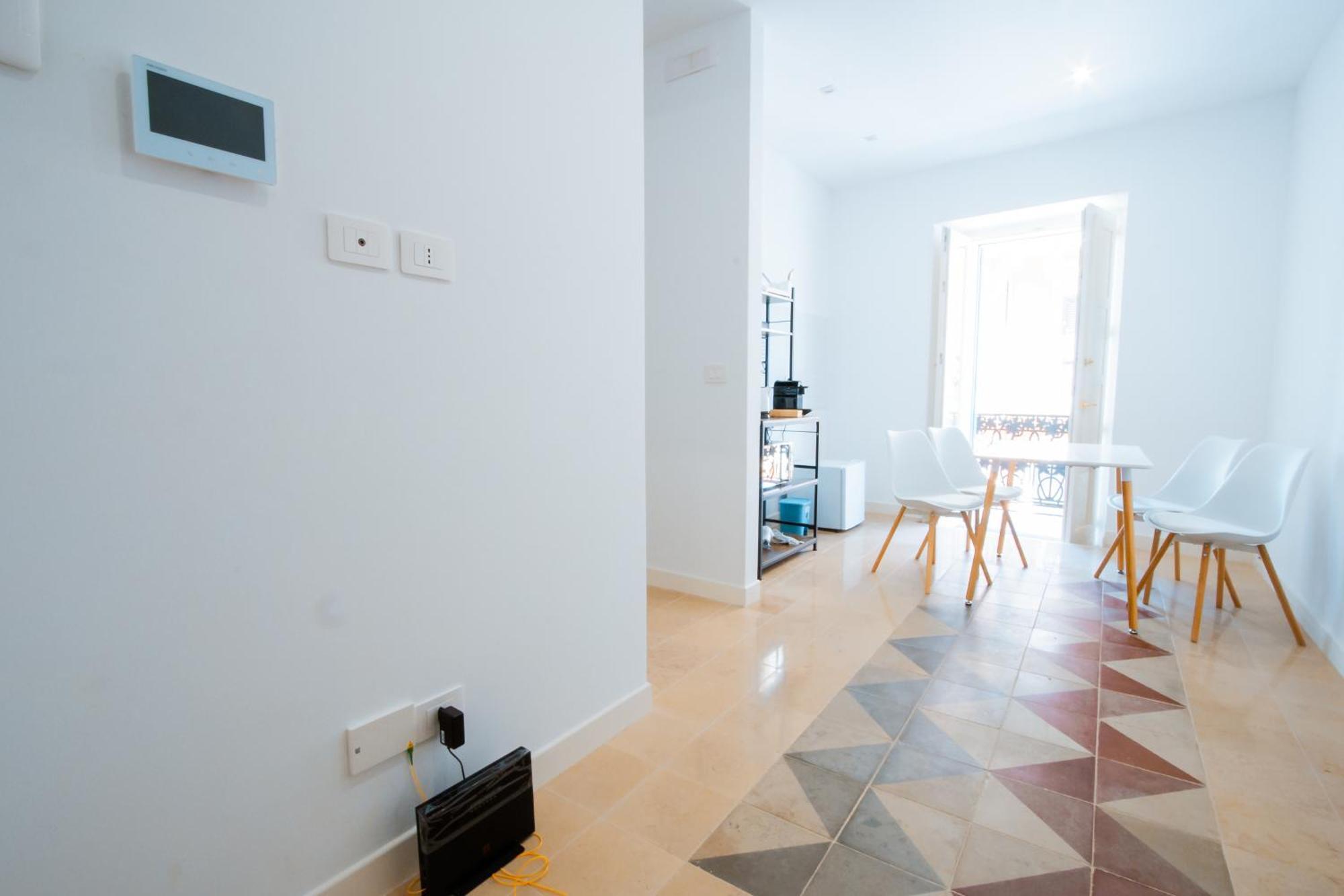 Palazzo Marevento Apartment Бари Екстериор снимка